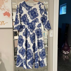 Dainty jewells dress midi length